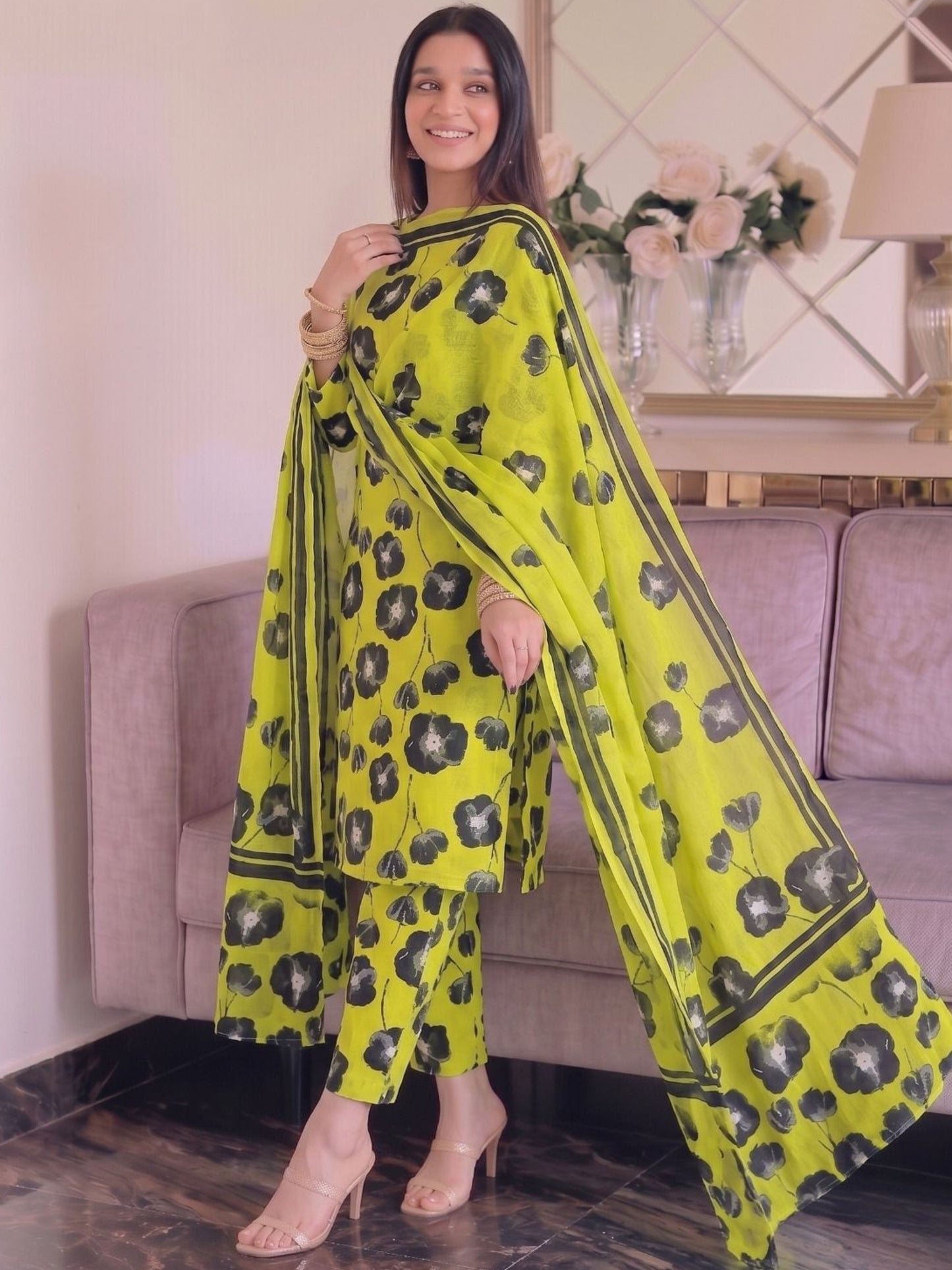 Premium Digital Print 3-Piece Unstitched Lawn Suit – All-Over 90/70 Bana Dora