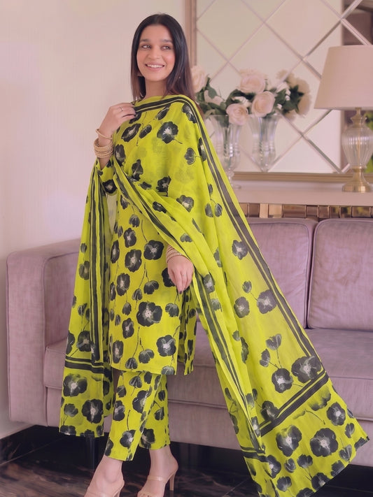 Premium Digital Print 3-Piece Unstitched Lawn Suit – All-Over 90/70 Bana Dora
