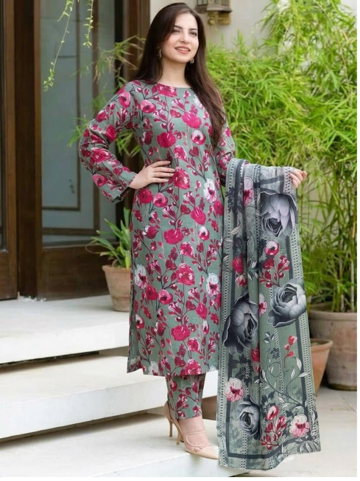 Premium Digital Print 3-Piece Unstitched Lawn Suit – All-Over 90/70 Bana Dora