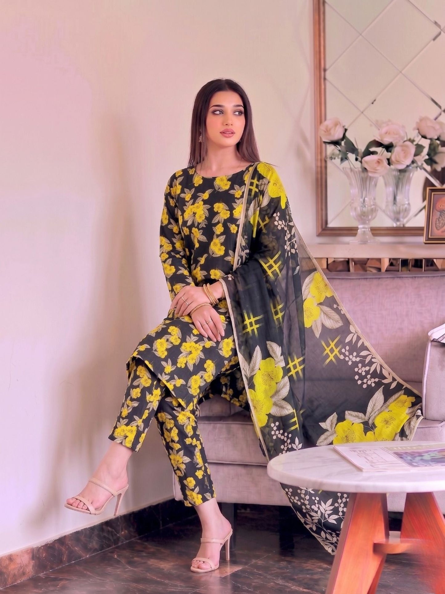 Premium Digital Print 3-Piece Unstitched Lawn Suit – All-Over 90/70 Bana Dora