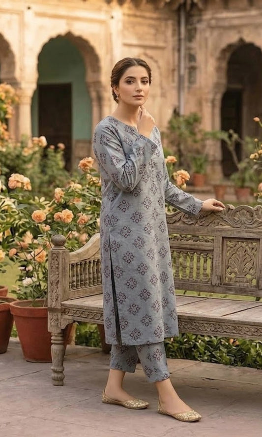 Luxury Emerald Printed Lawn Unstitched 2 Piece Summer Collection (Unstitched)