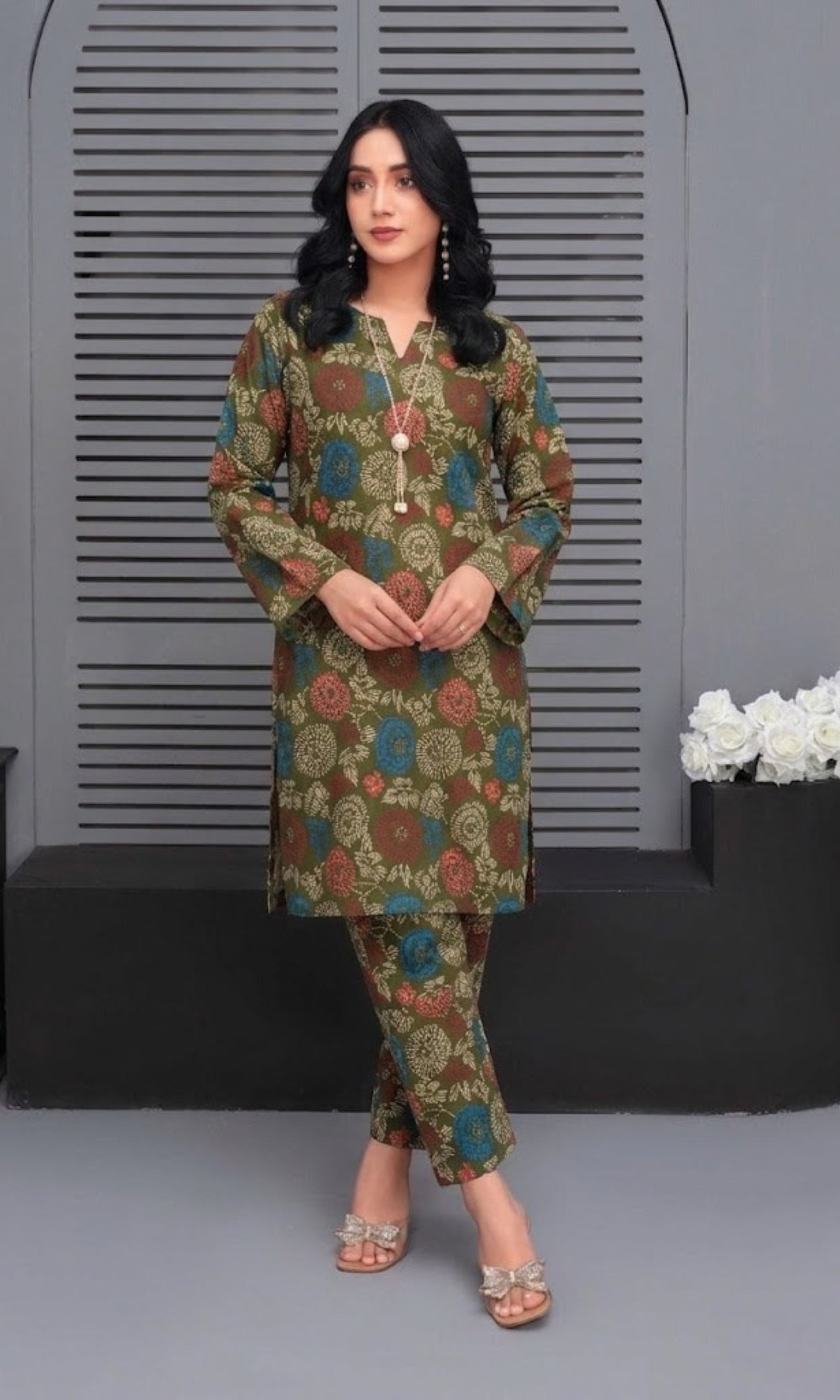 Luxury Emerald Printed Lawn Unstitched 2 Piece Summer Collection (Unstitched)