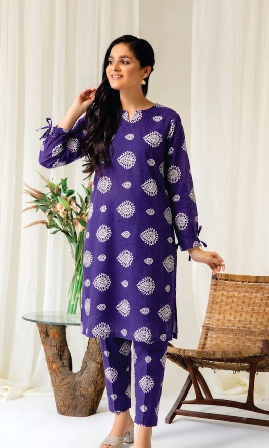 Luxury Emerald Printed Lawn Unstitched 2 Piece Summer Collection (Unstitched)