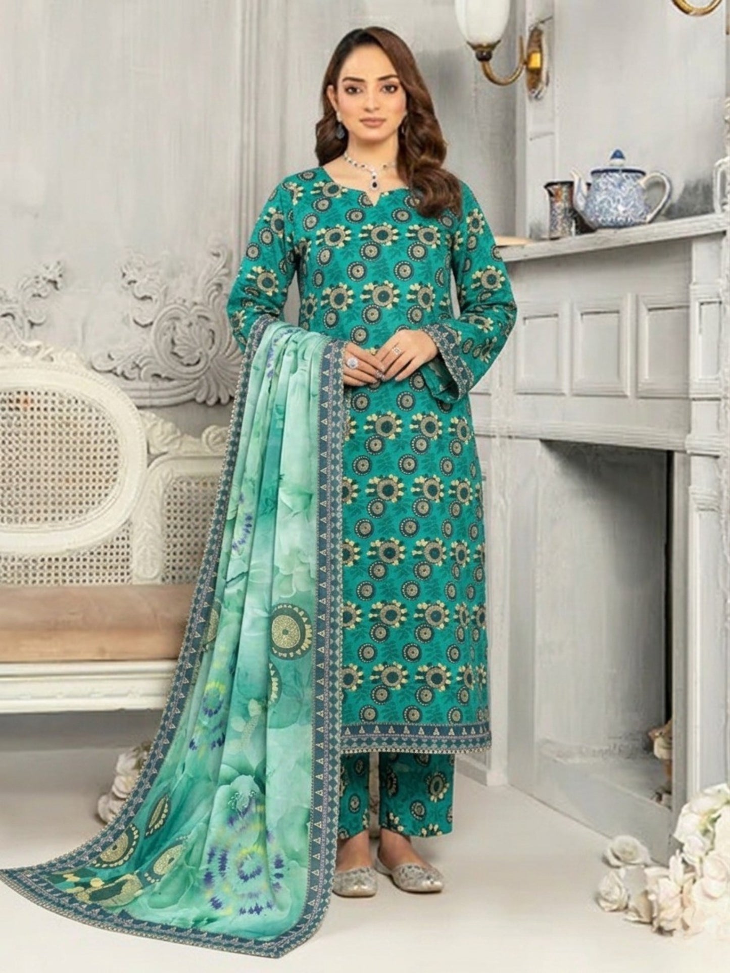 Premium Digital Print 3-Piece Unstitched Lawn Suit – All-Over 90/70 Bana Dora