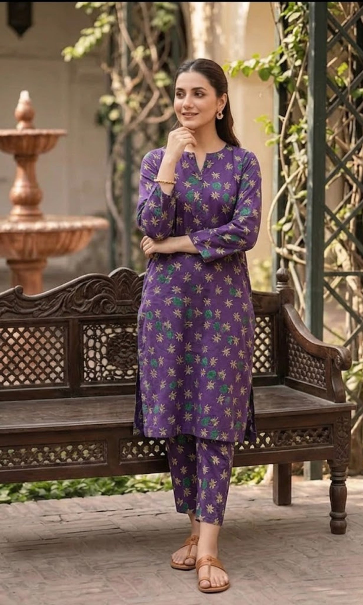 Luxury Emerald Printed Lawn Unstitched 2 Piece Summer Collection (Unstitched)
