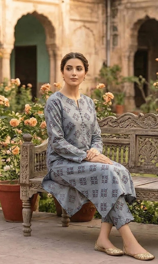 Luxury Emerald Printed Lawn Unstitched 2 Piece Summer Collection (Unstitched)
